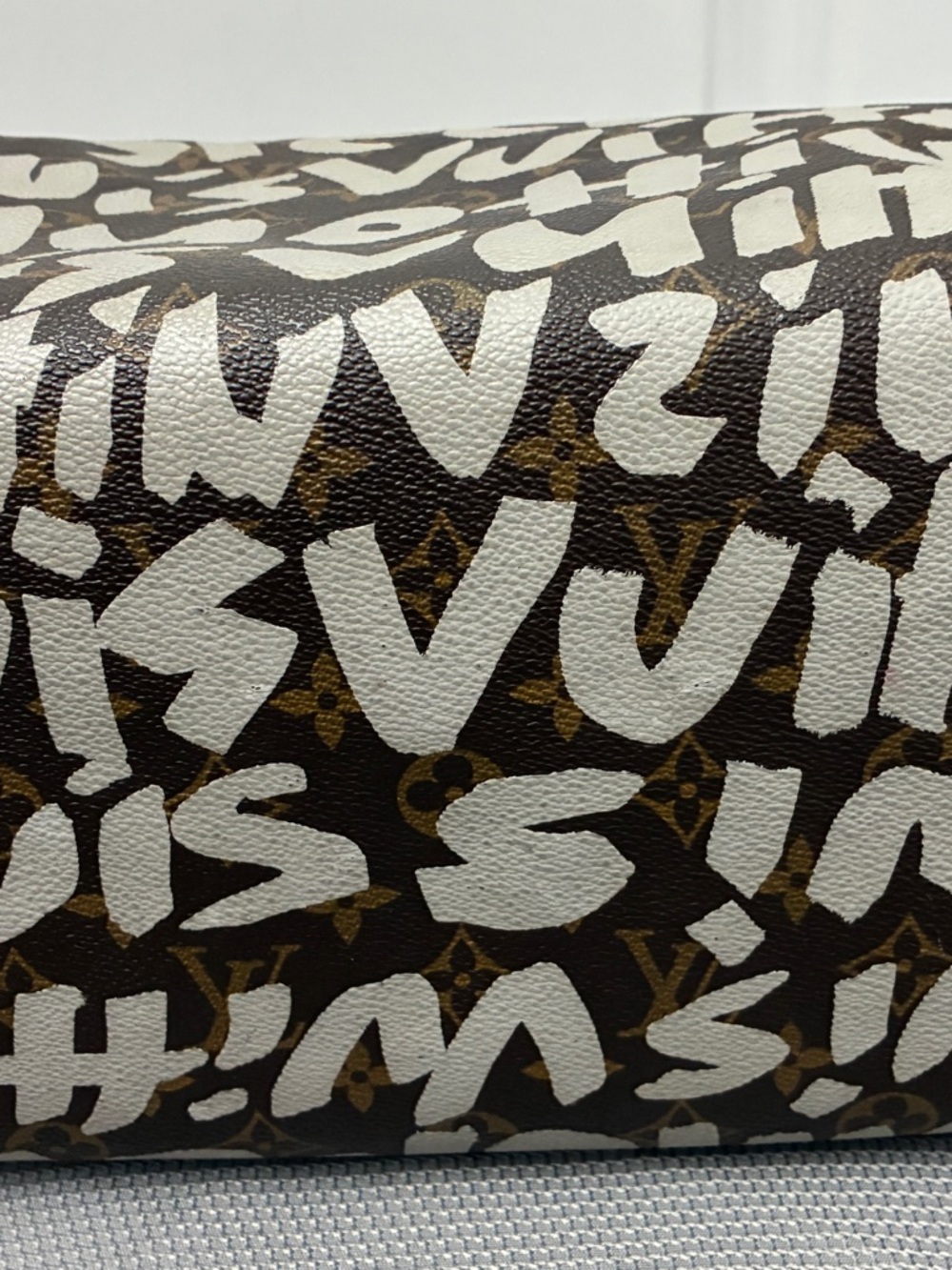 Louis Vuitton Graffiti Sprouse Speedy 30, a rare limited edition handbag-used - Picture 7 of 13